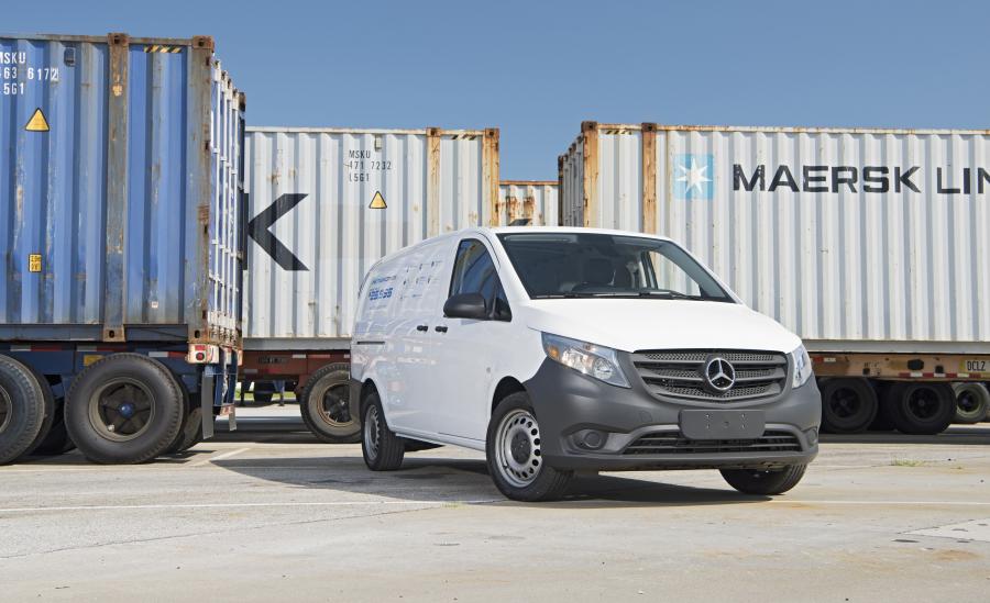  Mercedes-Benz Metris Cargo Van 2015 года  (фото 4 из 31)